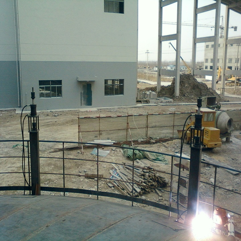 Простые гидравлические домкраты для строительства резервуаров для сырой нефти